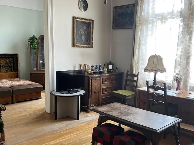 Eladó lakás Budapest VI. kerület 103 nm