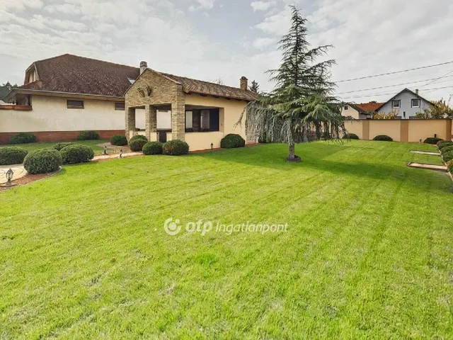 Eladó ház Győr, Szitásdomb 513 nm