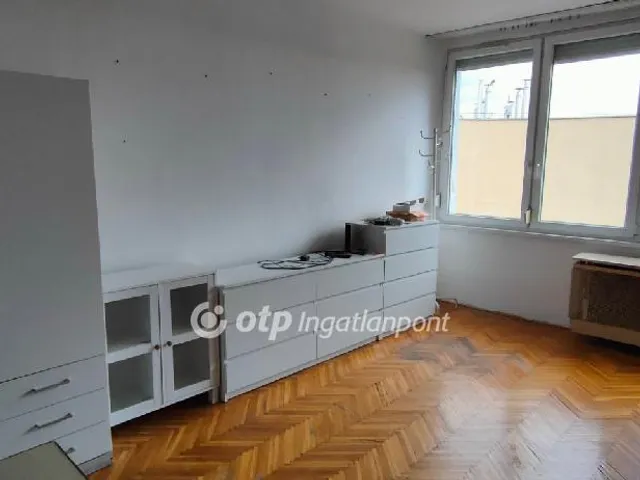Kiadó lakás Budapest IV. kerület, Szent László tér 37 nm