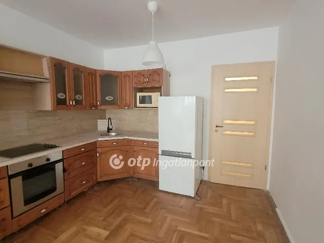 Eladó lakás Budapest V. kerület 71 nm