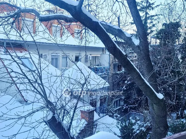 Kiadó lakás Budapest I. kerület, Naphegy 31 nm