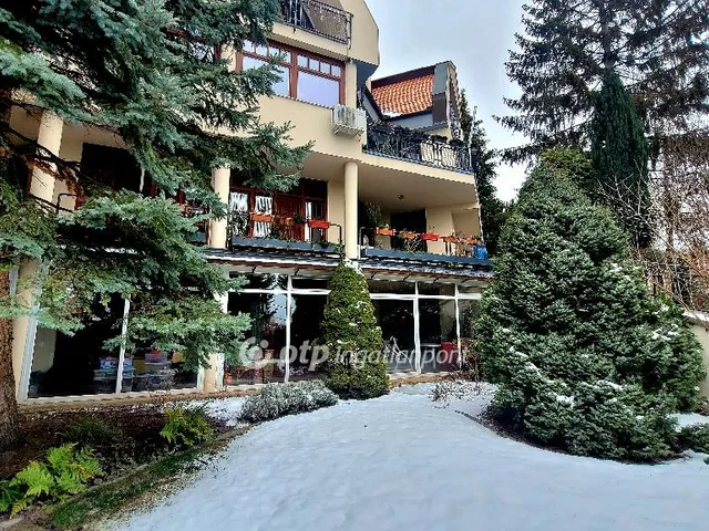 Eladó lakás Budapest XII. kerület 262 nm