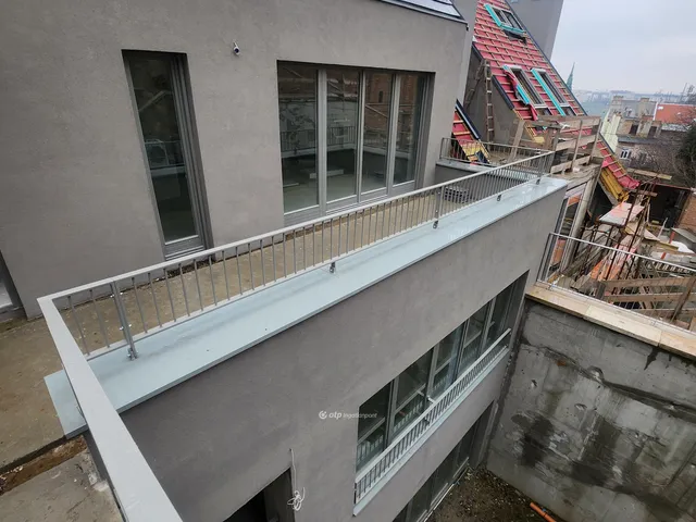 Eladó ház Budapest II. kerület 440 nm