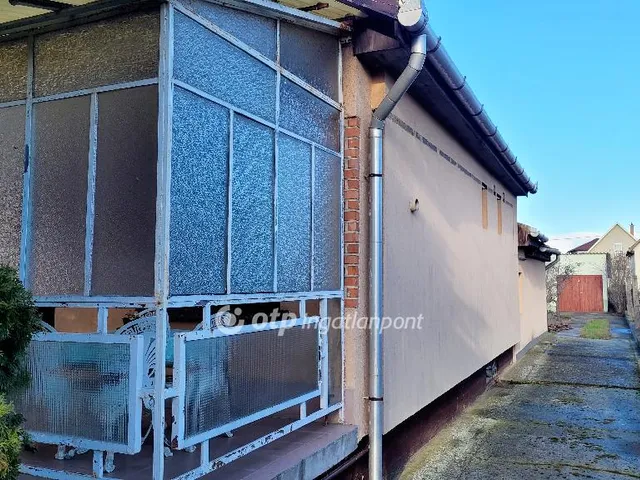 Eladó ház Fót, Kisalag 90 nm