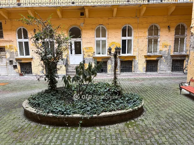 Eladó lakás Budapest VIII. kerület, Palotanegyed 63 nm