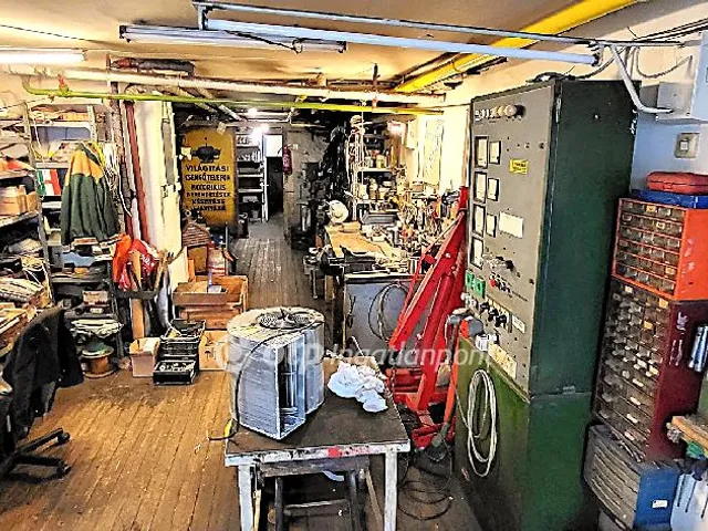 Eladó kereskedelmi és ipari ingatlan Budapest XIII. kerület 64 nm