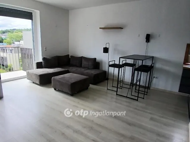 Kiadó lakás Budapest III. kerület 48 nm