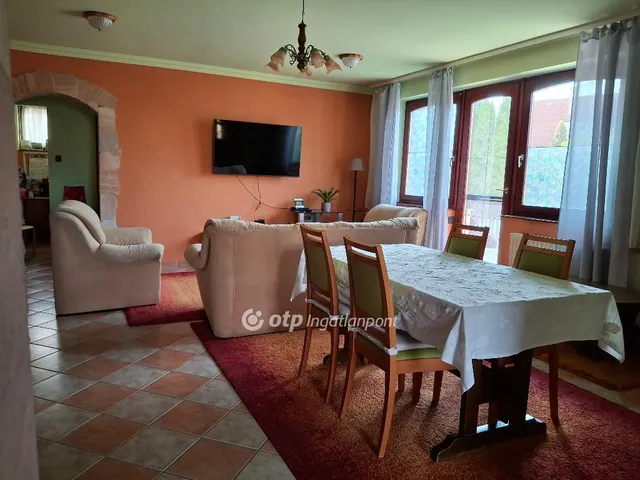 Eladó ház Budapest XVII. kerület 215 nm