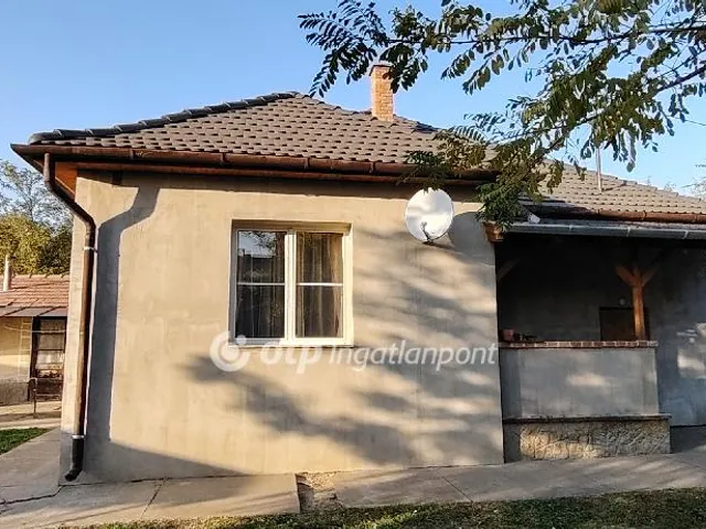 Eladó ház Orosháza, Gyökeres 76 nm