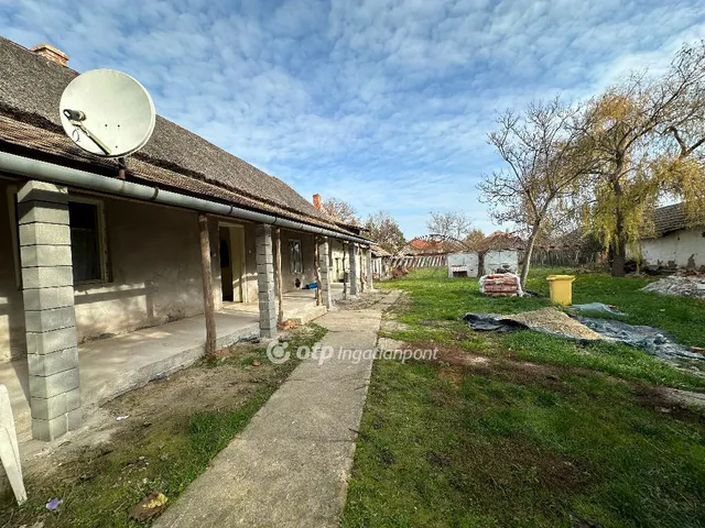 Eladó ház Szentes, Felsőpárt 126 nm