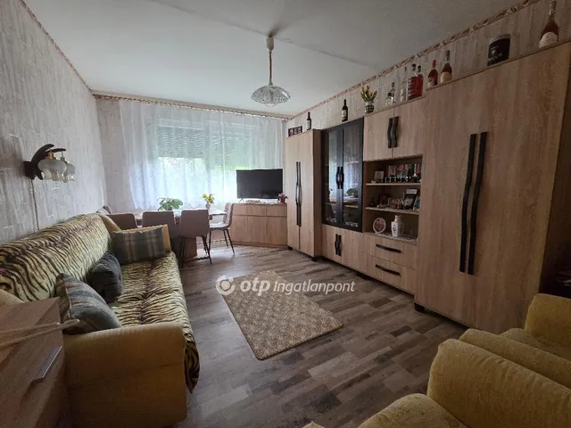 Eladó lakás Mezőhegyes 56 nm
