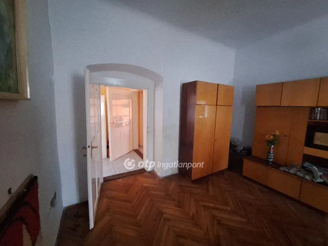Eladó lakás Mezőhegyes 136 nm