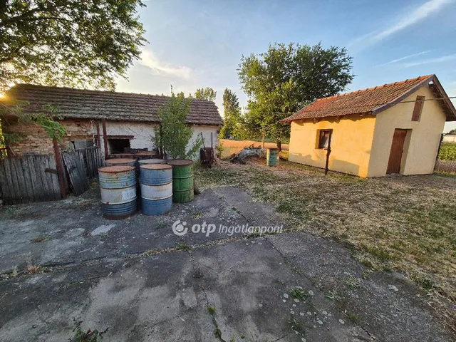 Eladó mezőgazdasági ingatlan Hódmezővásárhely 68 nm