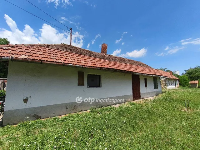 Eladó ház Szentes, Kisér 82 nm
