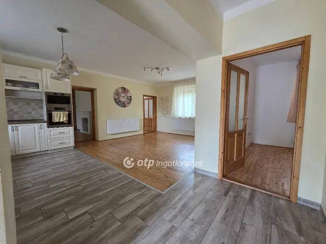 Eladó ház Mezőhegyes 97 nm