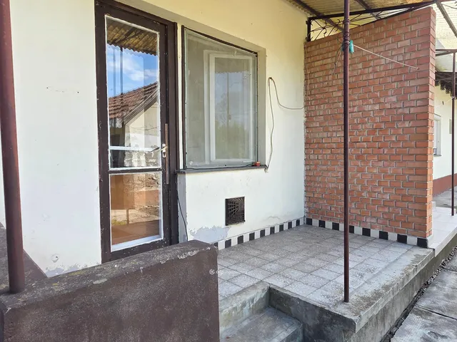 Eladó lakás Mezőhegyes 38 nm
