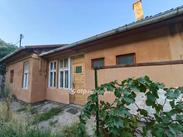 Eladó ház Orosháza 121 nm