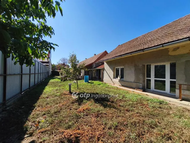 Eladó ház Szentes, Felsőpárt 146 nm