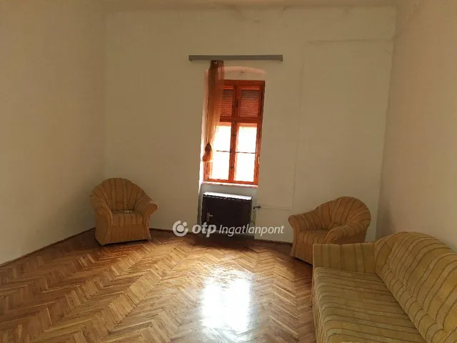 Eladó lakás Mezőhegyes 81 nm