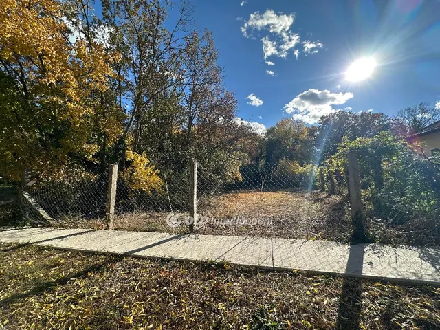 Eladó telek Derekegyház 724 nm