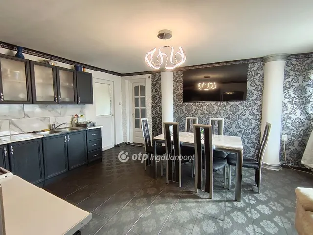 Eladó ház Szentes, Nagyhegy 75 nm