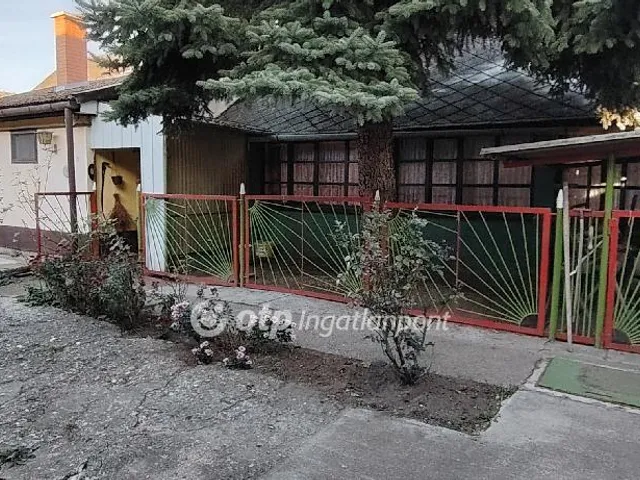 Eladó ház Orosháza 90 nm