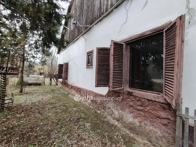 Eladó mezőgazdasági ingatlan Derekegyház 105 nm