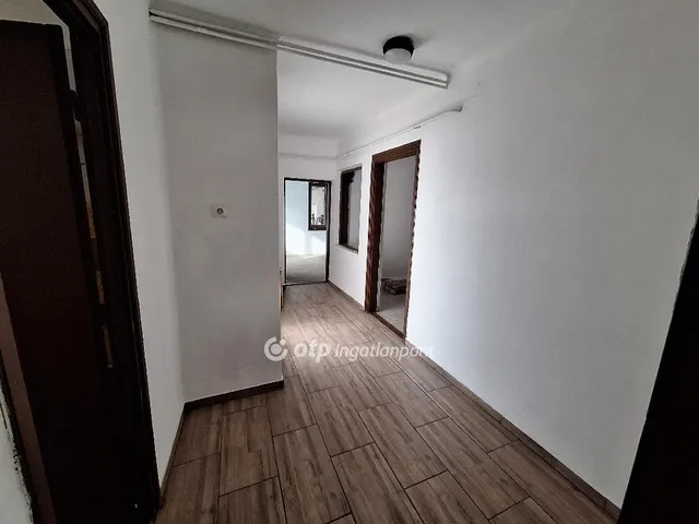 Eladó ház Mezőhegyes 76 nm