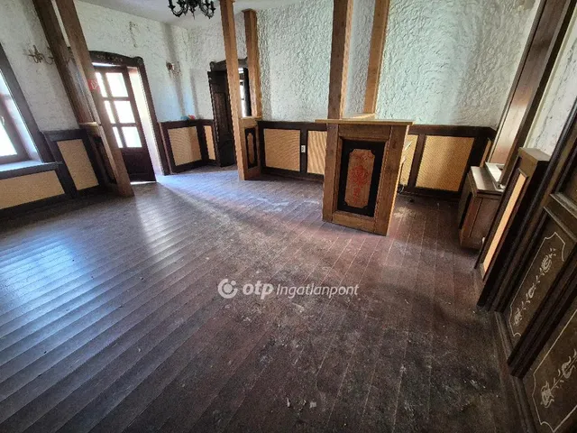 Eladó kereskedelmi és ipari ingatlan Szentes 75 nm