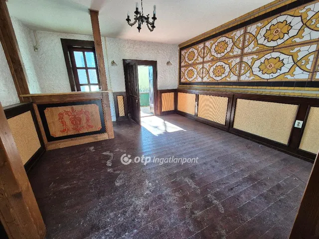 Eladó kereskedelmi és ipari ingatlan Szentes 75 nm