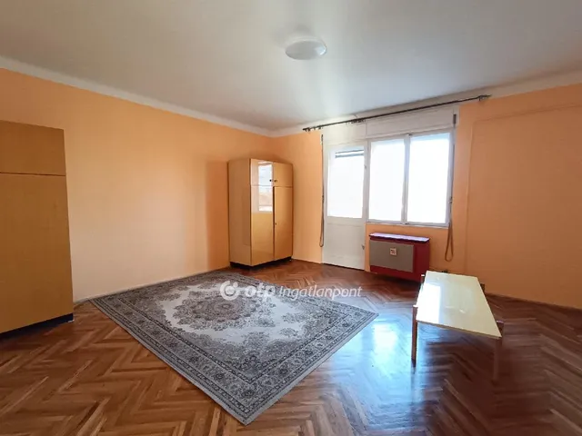 Eladó lakás Csongrád 79 nm