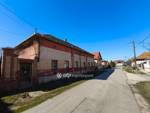 Eladó lakás Kunszentmárton 78 nm