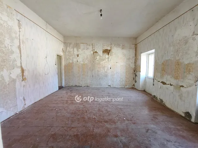 Eladó lakás Kunszentmárton 78 nm