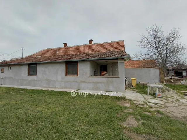 Eladó ház Orosháza 78 nm