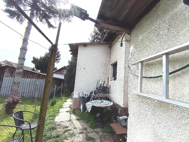 Eladó ház Szentes, Kisér 82 nm