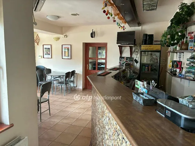 Eladó kereskedelmi és ipari ingatlan Mezőkovácsháza 151 nm