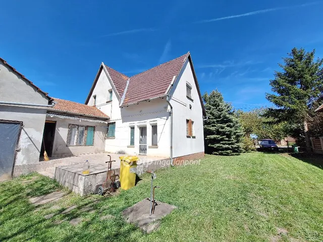 Eladó ház Mezőhegyes 110 nm