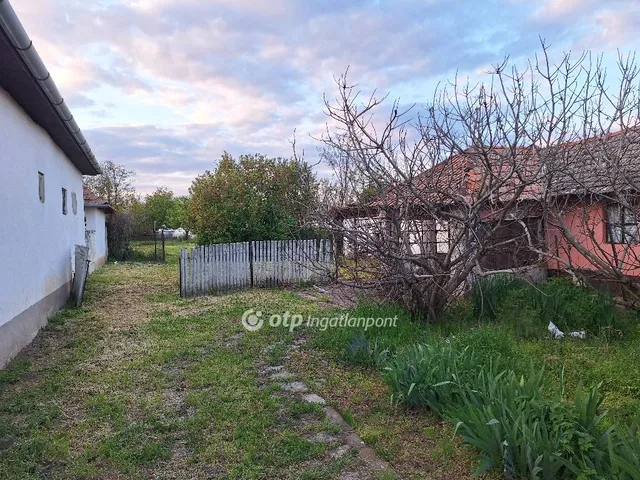 Eladó ház Mezőkovácsháza 81 nm