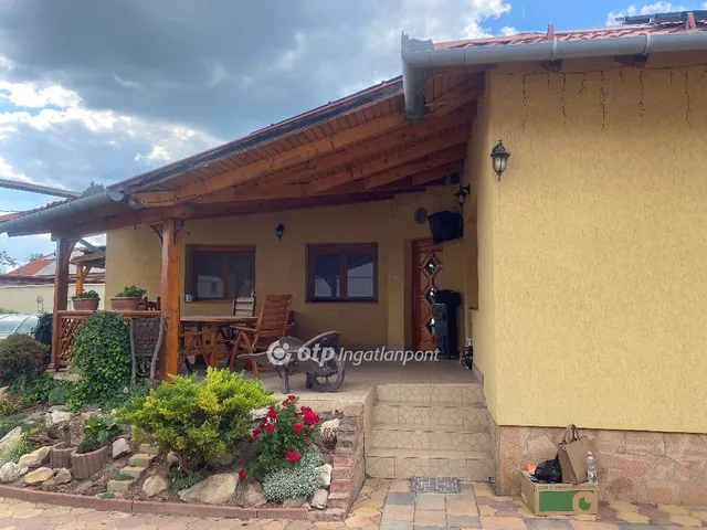 Eladó ház Hódmezővásárhely 140 nm