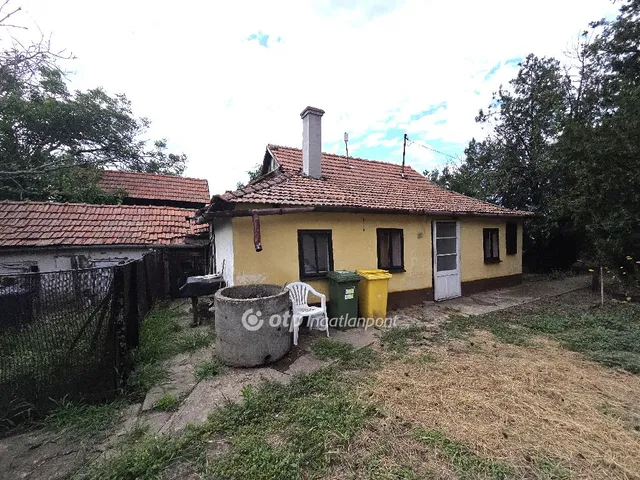 Eladó ház Orosháza 24 nm