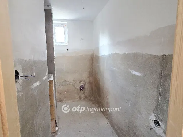 Eladó ház Fábiánsebestyén 168 nm