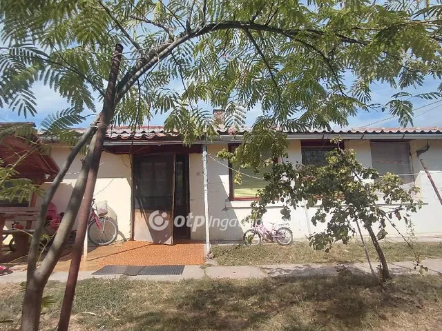 Eladó mezőgazdasági ingatlan Gyomaendrőd 120 nm