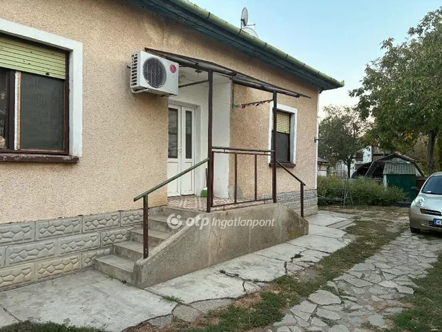 Eladó ház Orosháza 80 nm