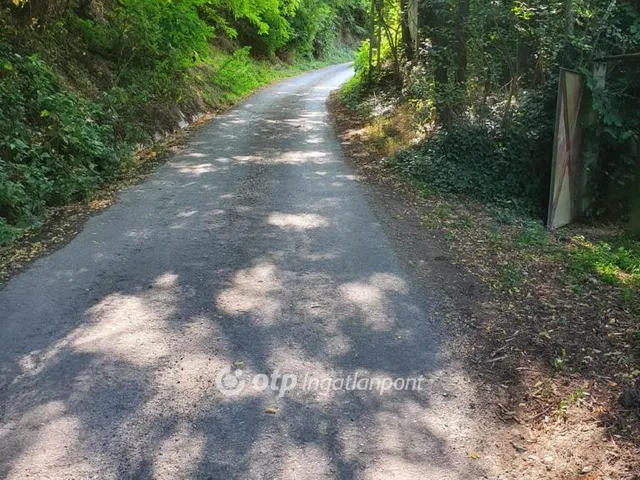 Eladó telek Kaposvár 2449 nm