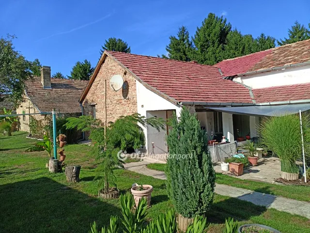 Eladó ház Somogyszil 140 nm