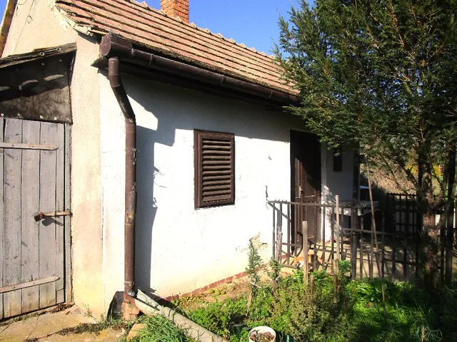 Eladó ház Kaposvár 26 nm