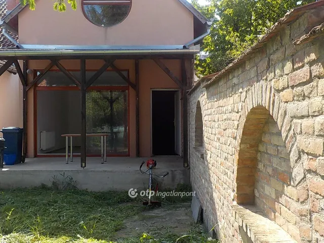Eladó ház Kaposvár 150 nm