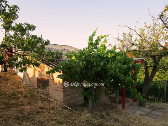 Eladó telek Igal 35 nm