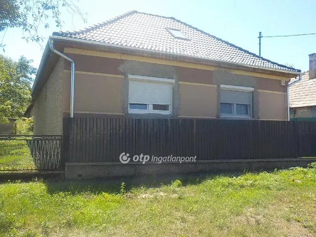 Eladó ház Kisgyalán, Keleti rész 121 nm