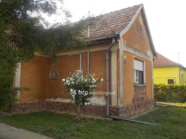 Eladó ház Mezőcsokonya 97 nm